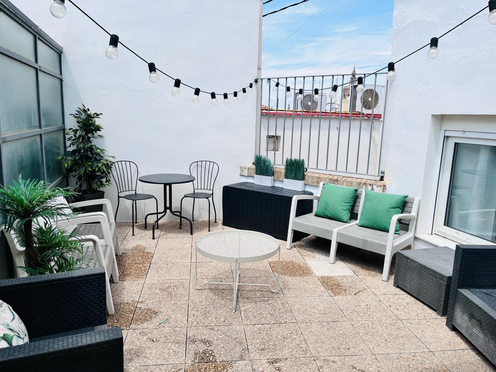דירות ולנסיה Travel Habitat Atico Calle Comedias מראה חיצוני תמונה