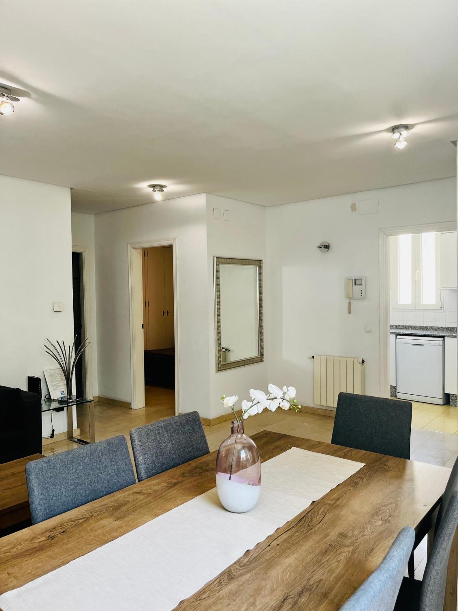 דירות ולנסיה Travel Habitat Atico Calle Comedias מראה חיצוני תמונה