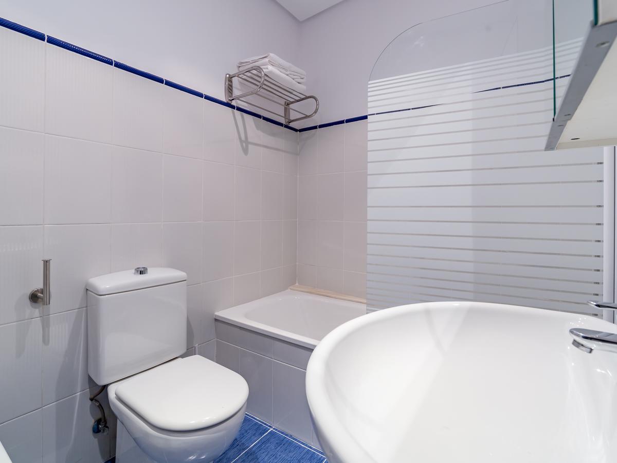 דירות ולנסיה Travel Habitat Atico Calle Comedias מראה חיצוני תמונה